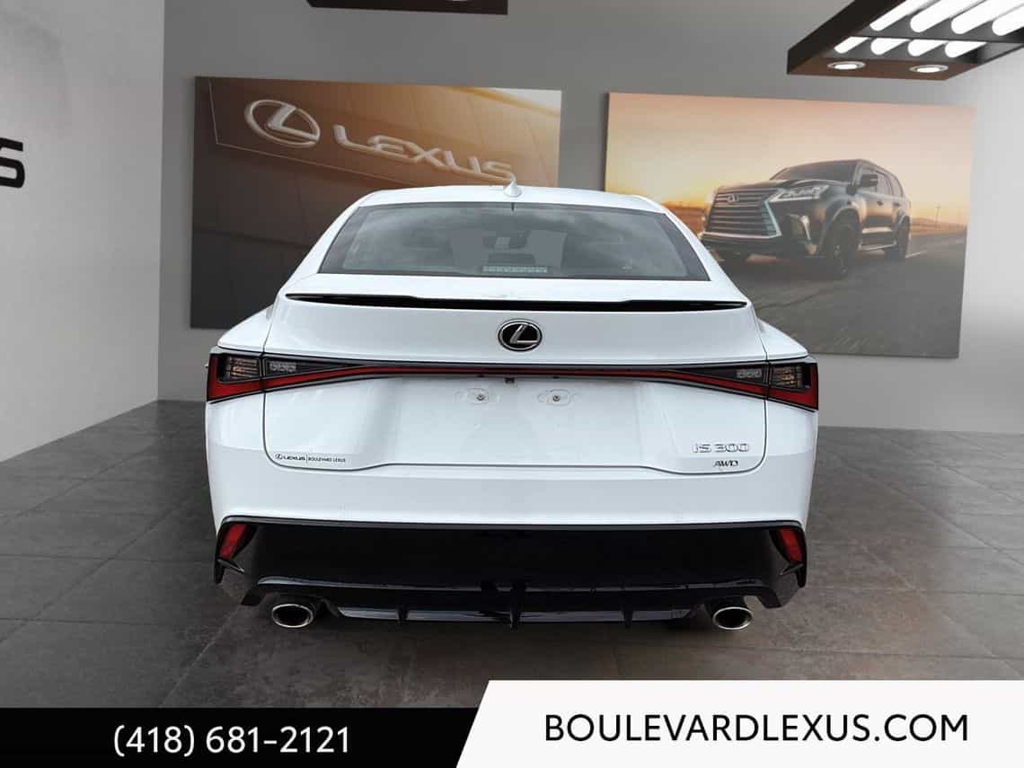 2022 Lexus IS Sport 2 - Image 10