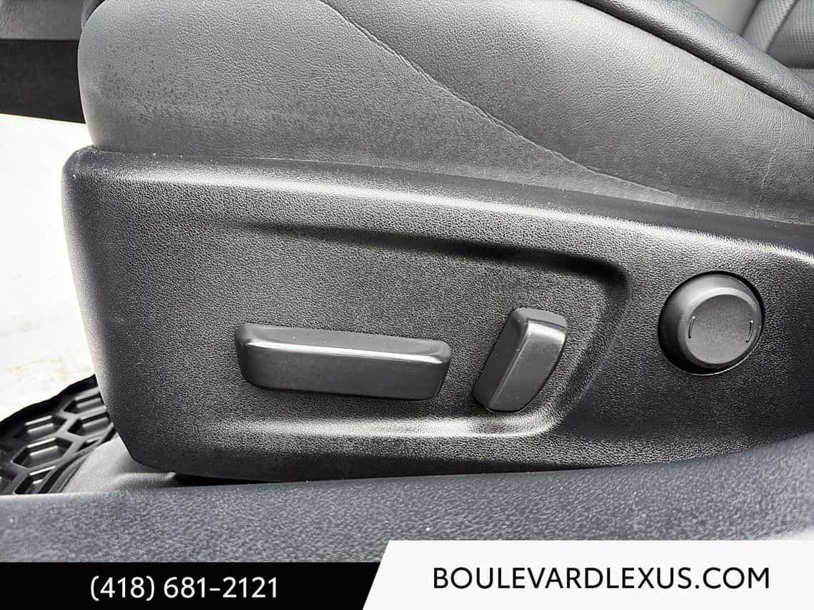 2022 Lexus IS Sport 2 - Image 22