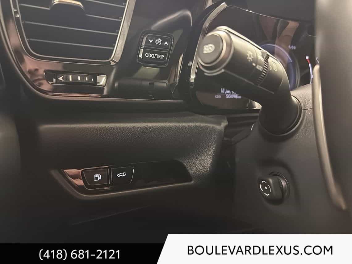 2024 Lexus NX 350 Luxe - Image 24