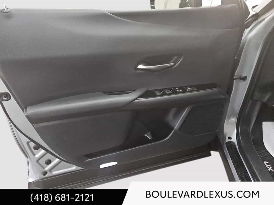 Image 9 Lexus UX 250h F Sport Design 2024