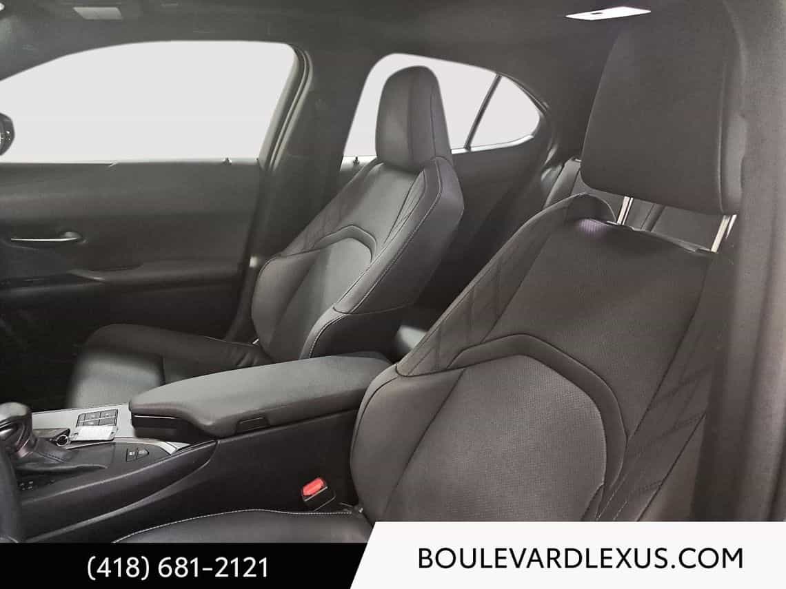 Image 11 Lexus UX 250h F Sport Design 2024