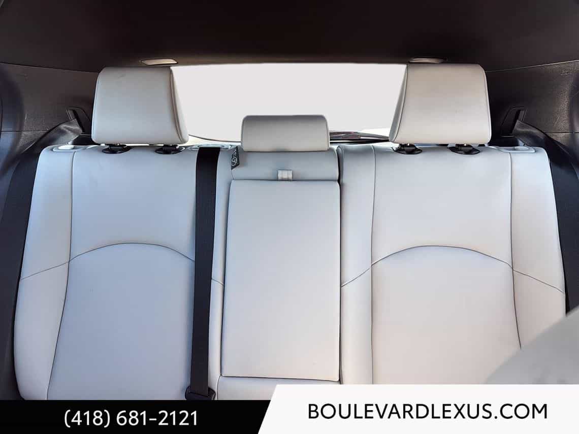 Image 7 Lexus UX 300h F Sport Design 2025