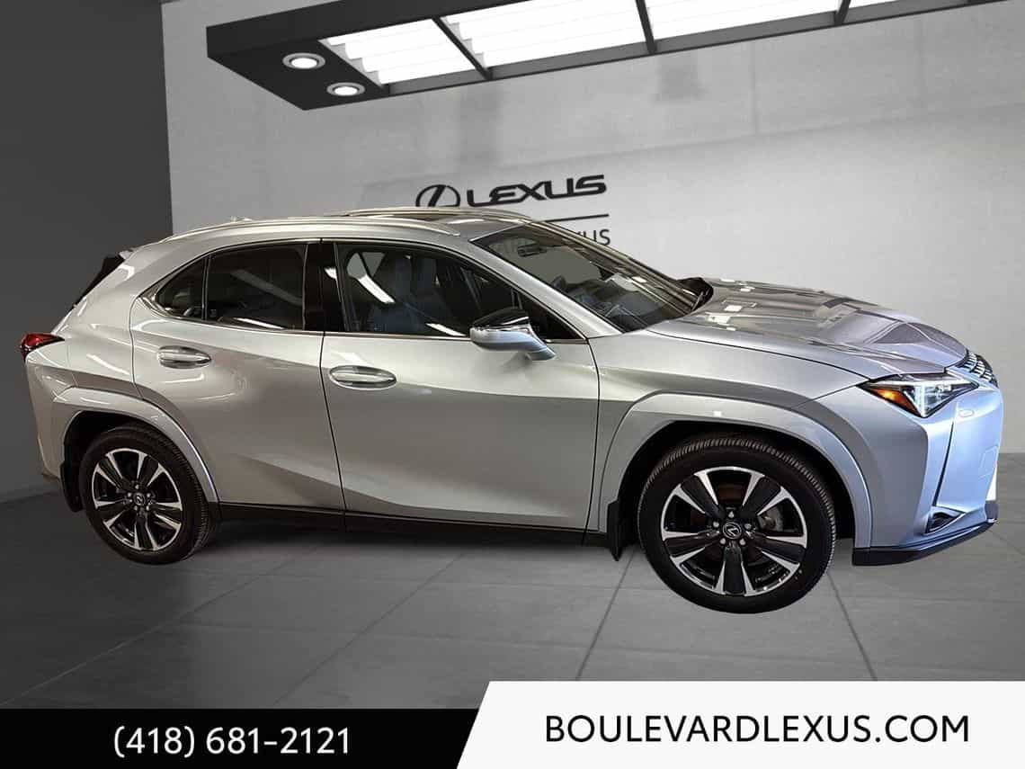 2025 Lexus UX 300H Premium - Image 3