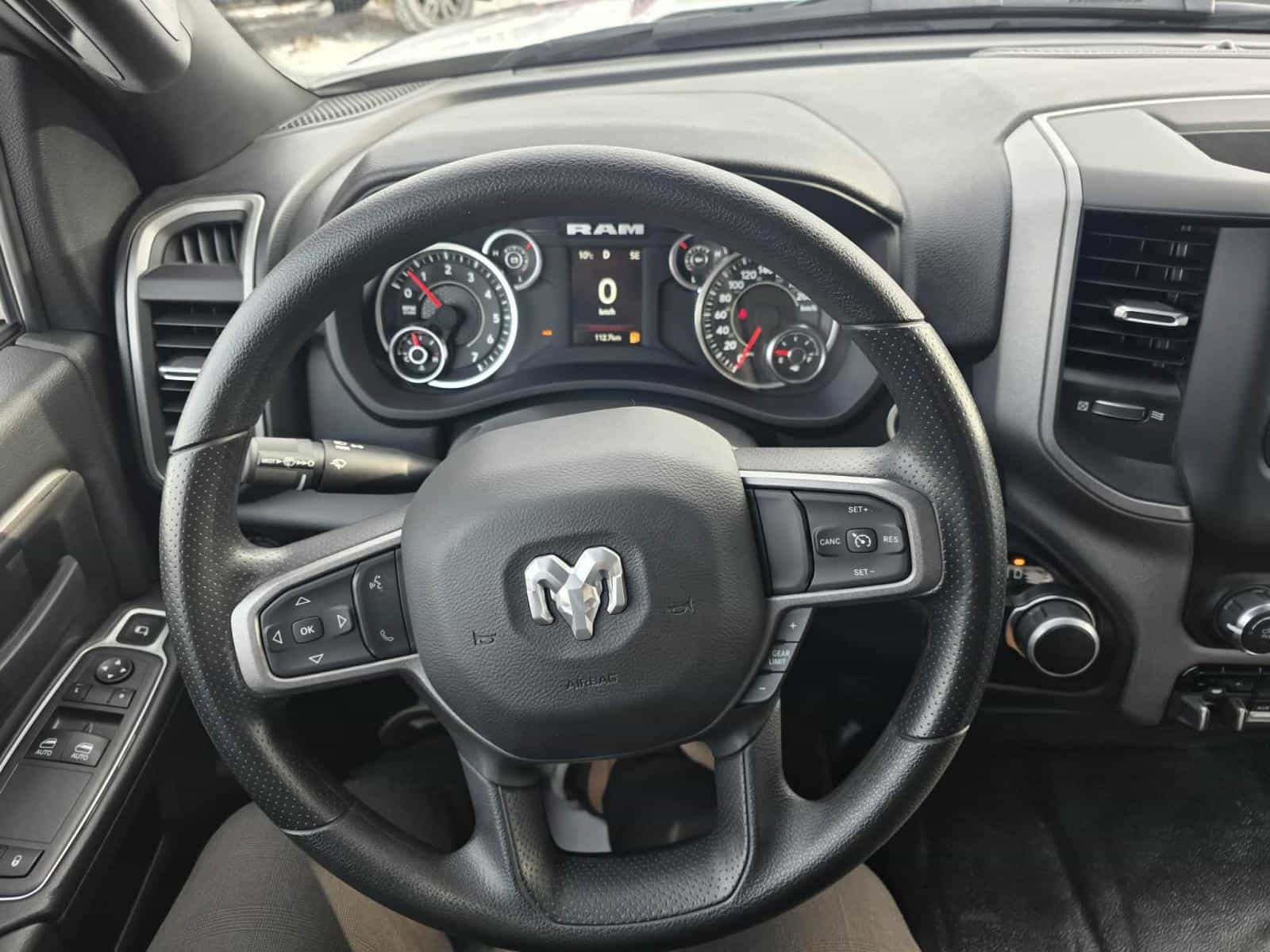 2024 RAM Chassis Cab 3500 Chassis Cab Tradesman - Image 15