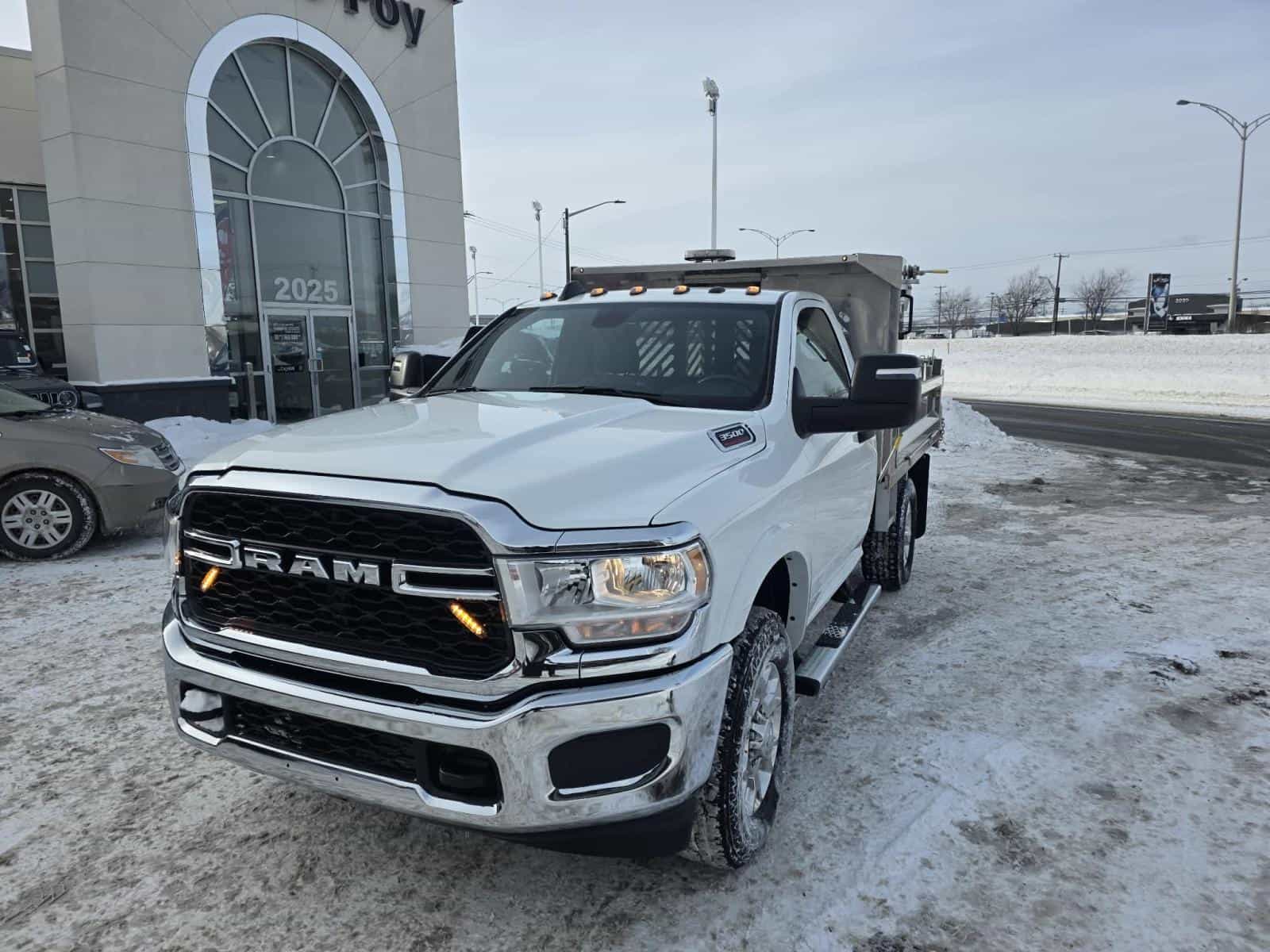 Image 4 RAM Chassis Cab 3500 Chassis Cab Tradesman 2024