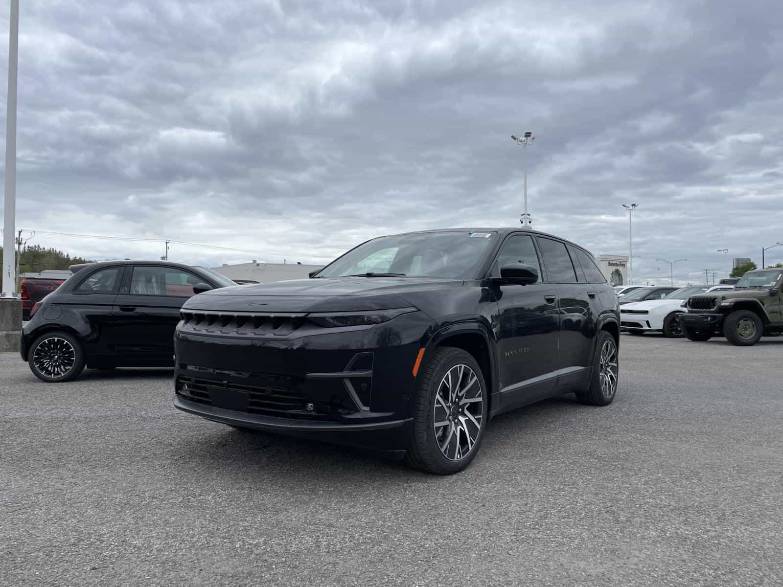 Image 1 Jeep Wagoneer S Code d Ensemble clair 25S Limited 2025