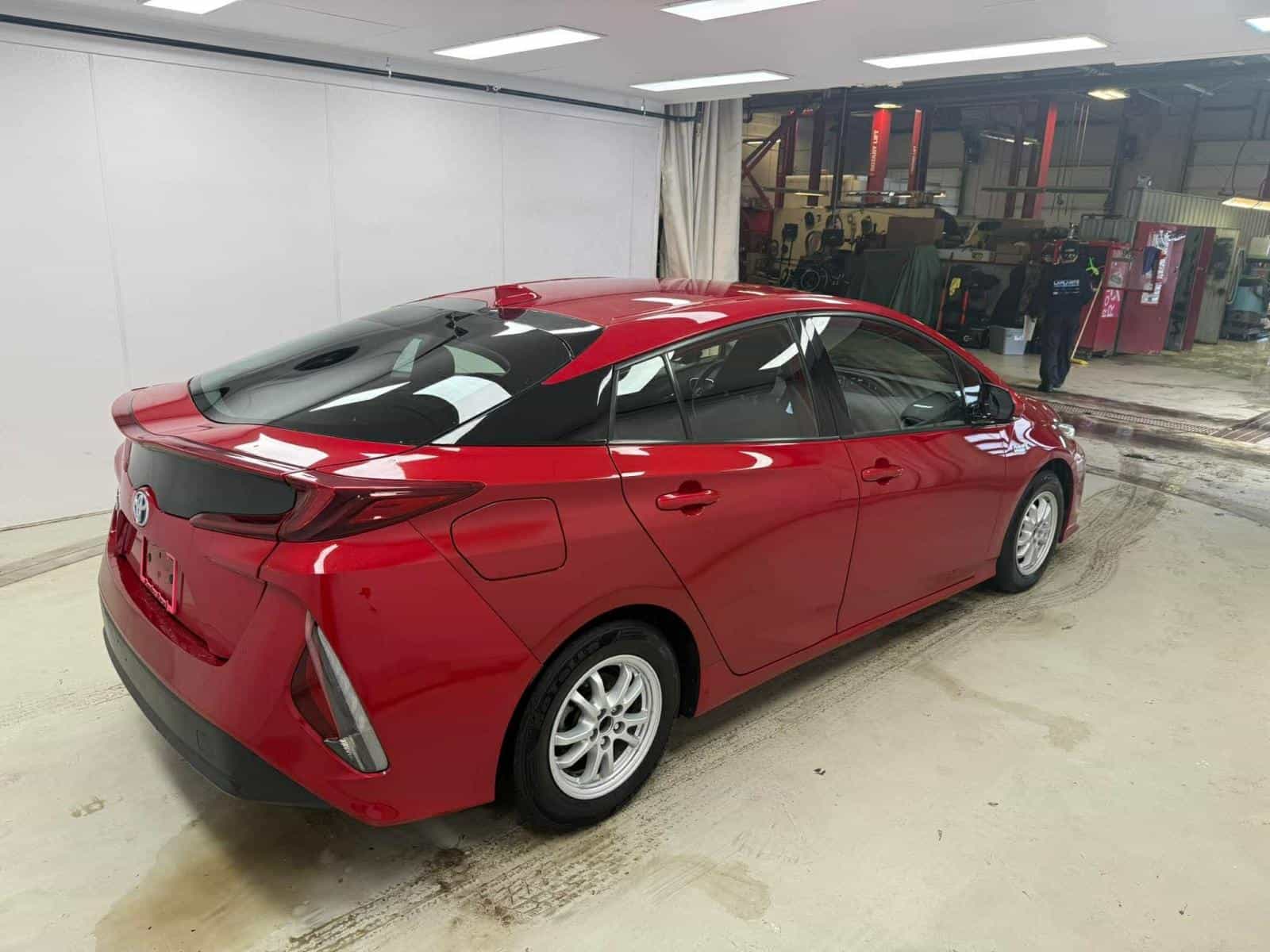 Image 4 Toyota Prius Prime Le/Xle/Limite Base 2020