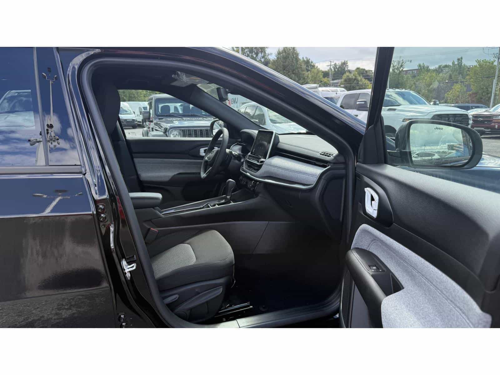 Image 6 Jeep Compass Sport 2025