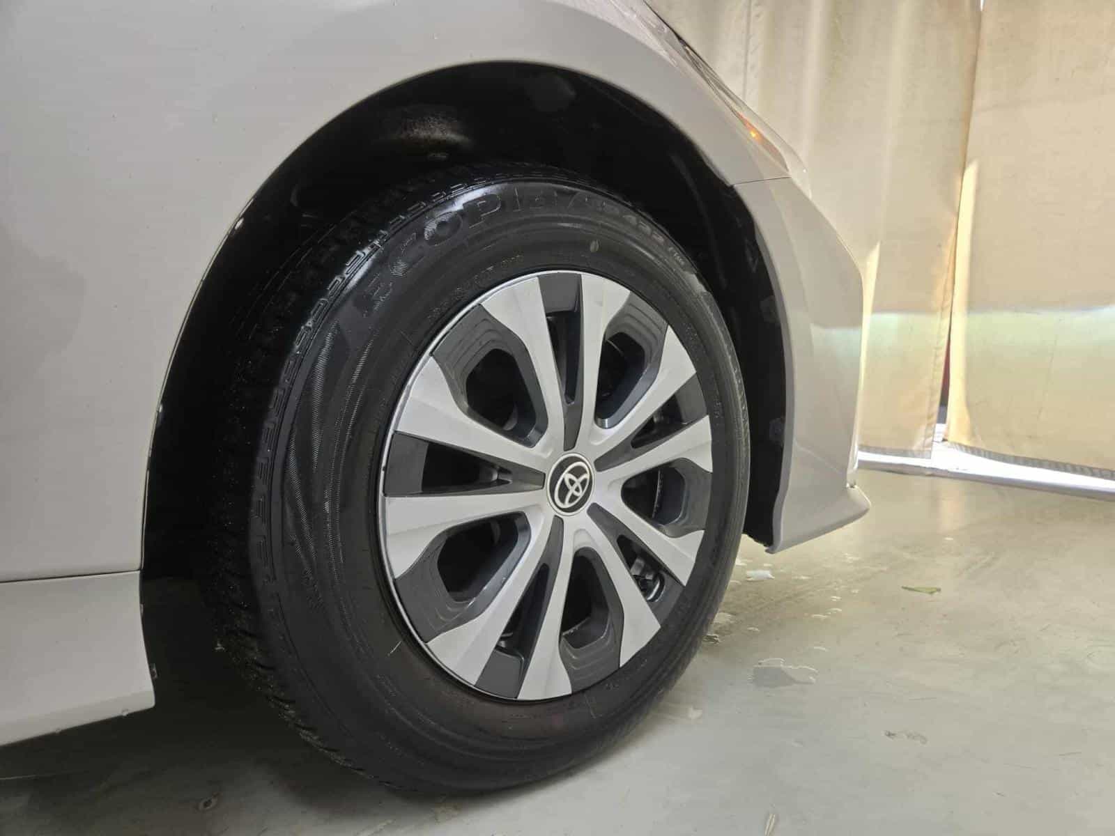 Image 7 Toyota Prius Prime Le/Xle/Limite Upgrade 2021