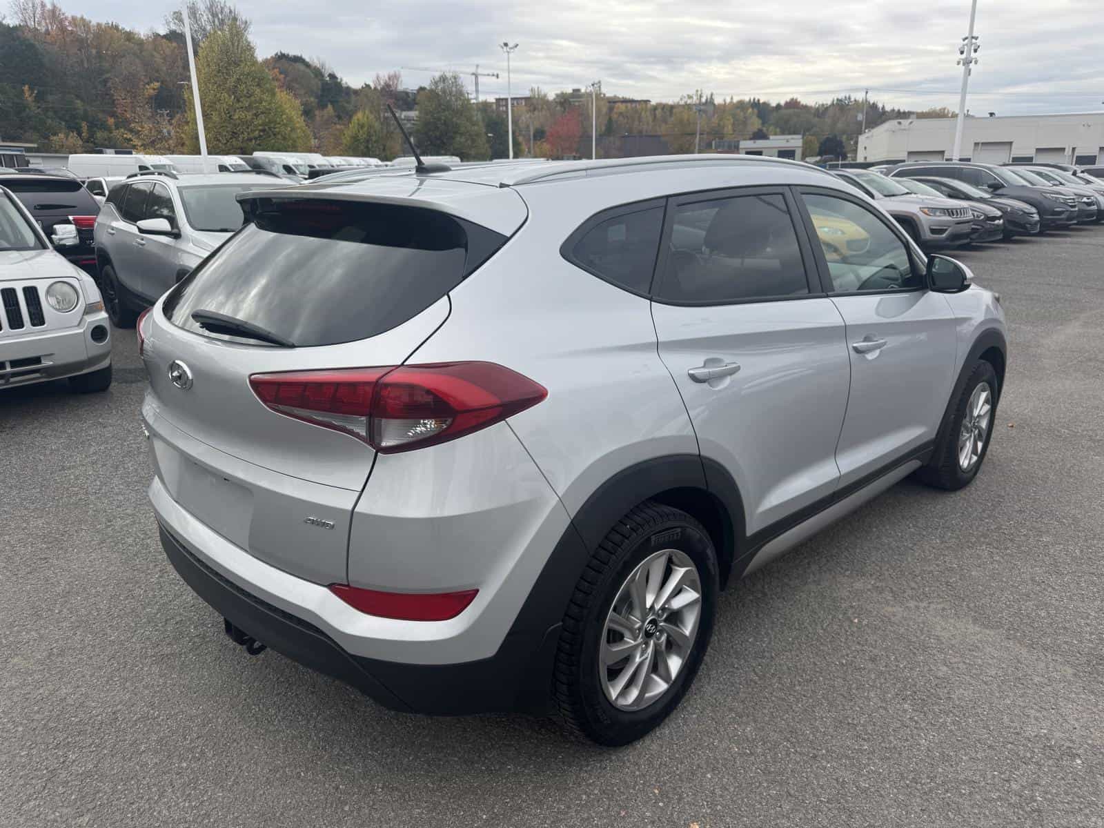 2017 Hyundai Tucson Base - Image 4