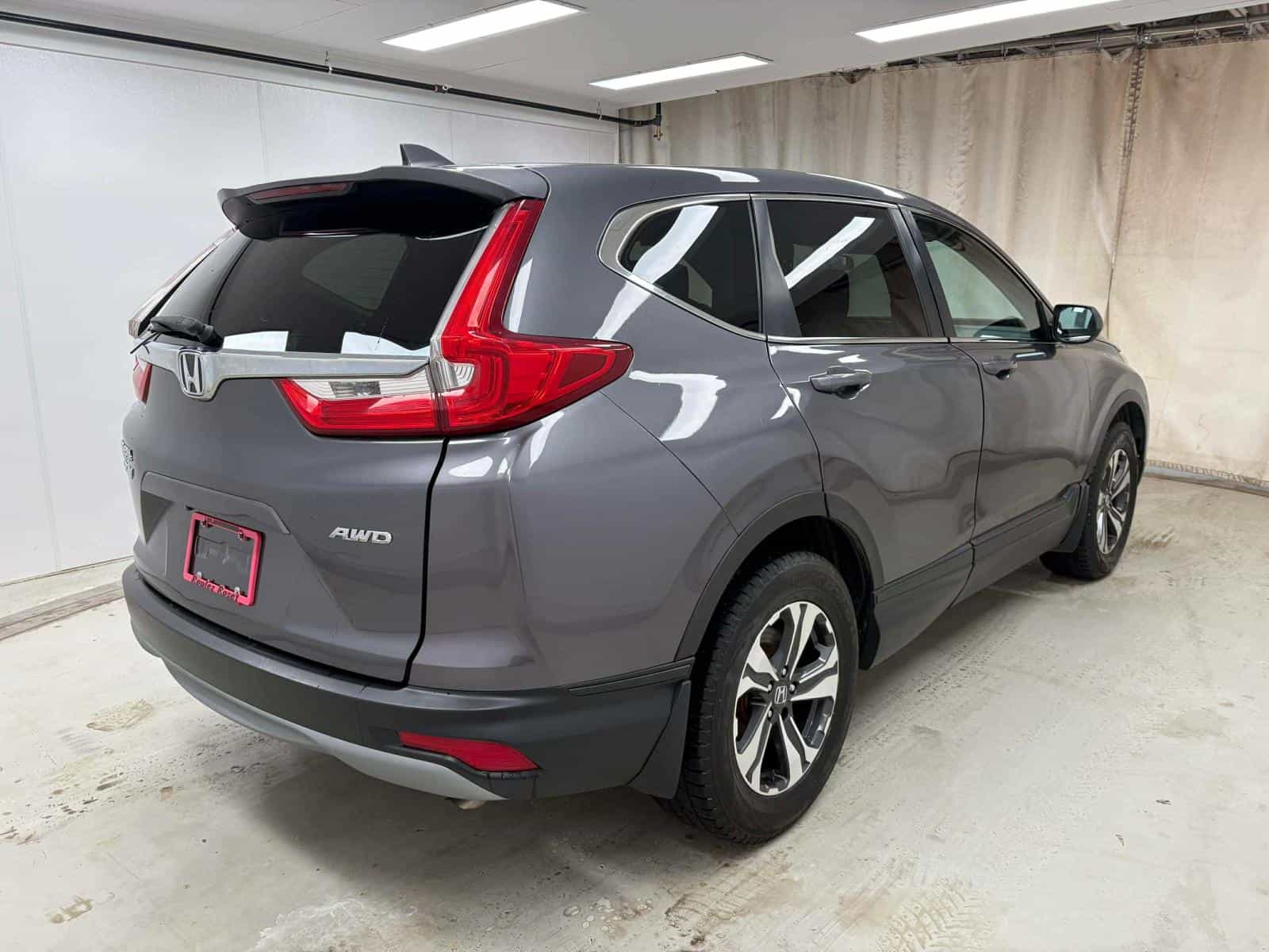 Image 4 Honda CR-V LX 2017