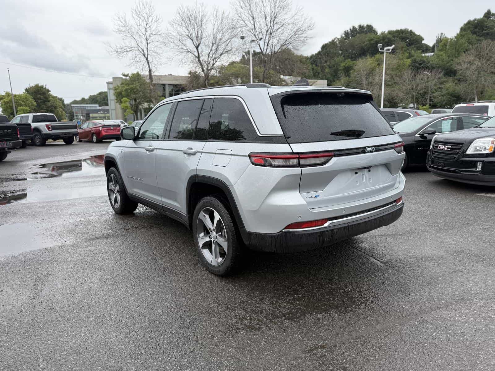 2023 Jeep Grand Cherokee Base 4XE - Image 6