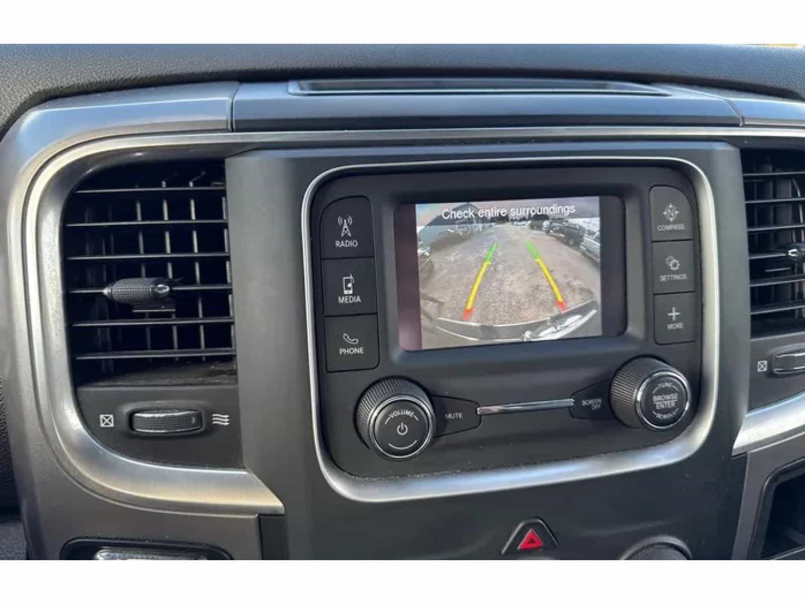 Image 10 RAM 1500 Classic SLT 2023