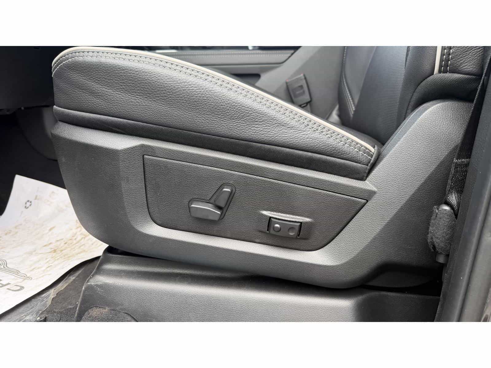 Image 10 RAM 2500 Limited 2026