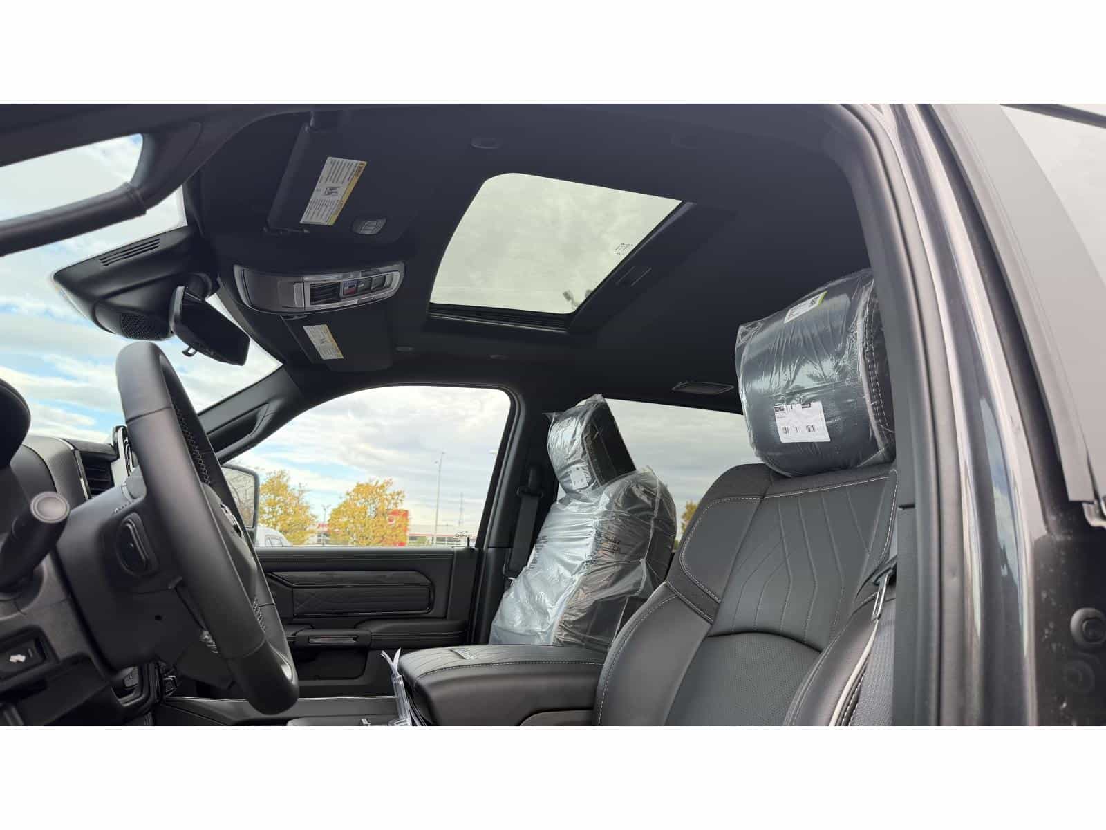 Image 8 RAM 2500 Limited 2026