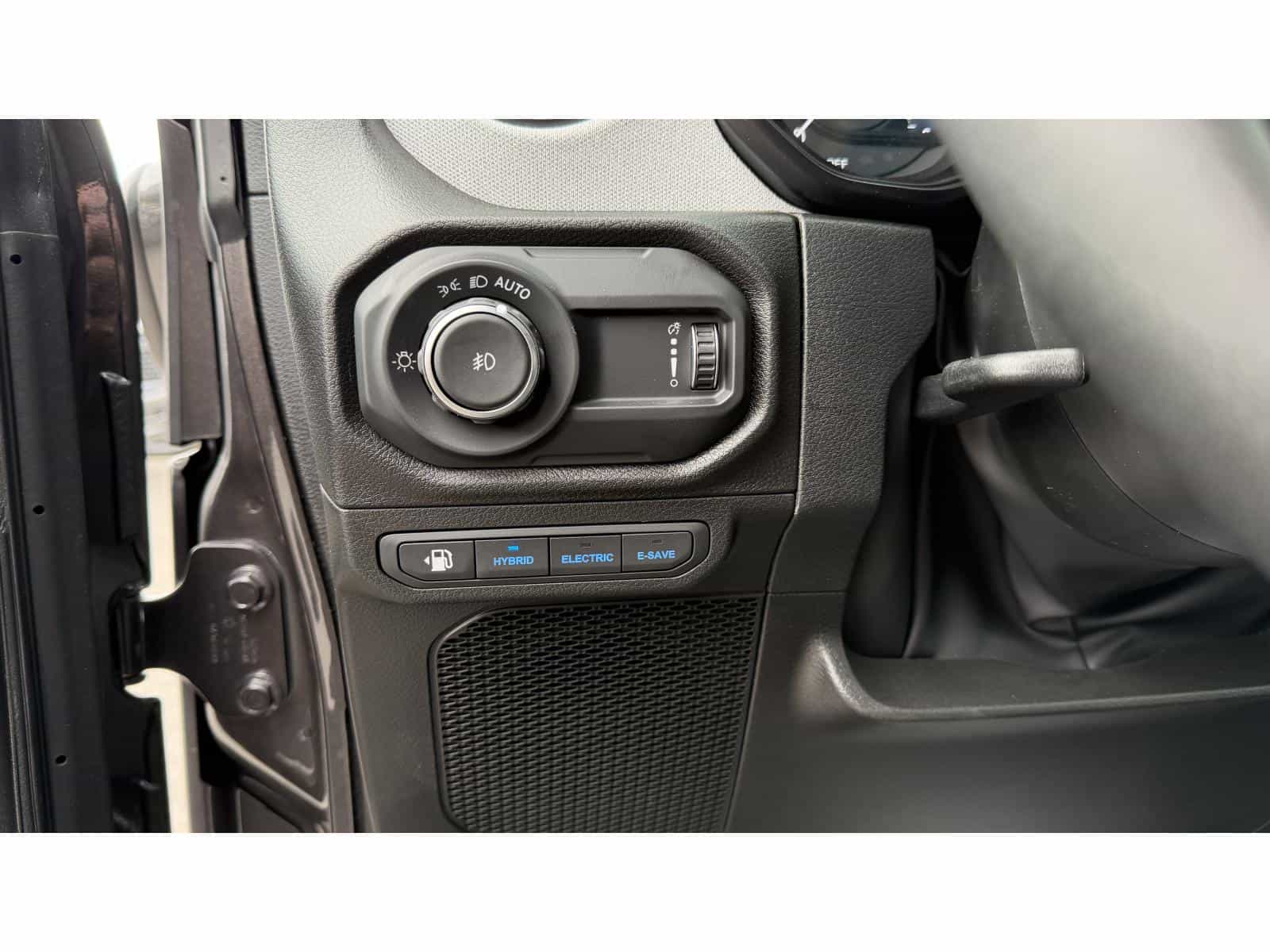 2025 Jeep Wrangler 4XE 4-Door Sport S - Image 7