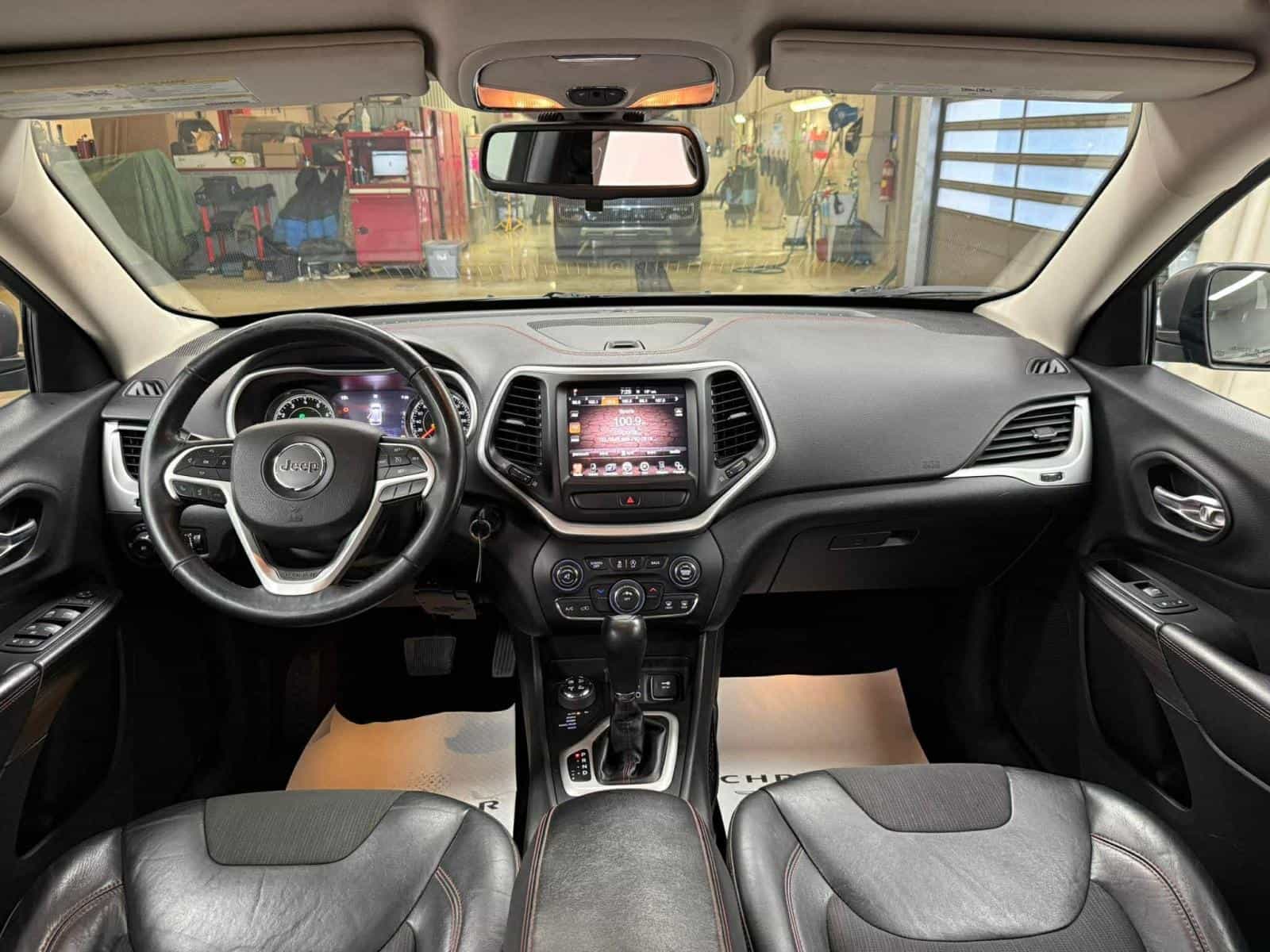 Image 11 Jeep Cherokee Trailhawk 2015