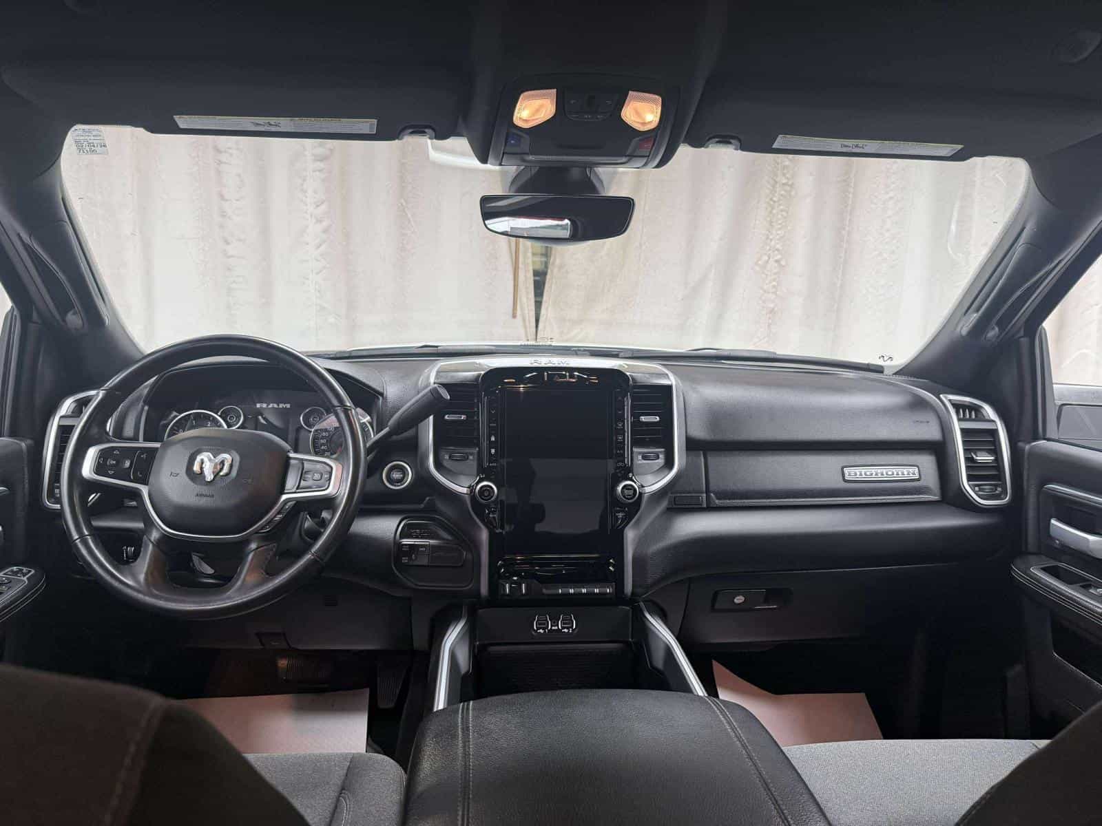 Image 8 RAM 3500 Big Horn 2024