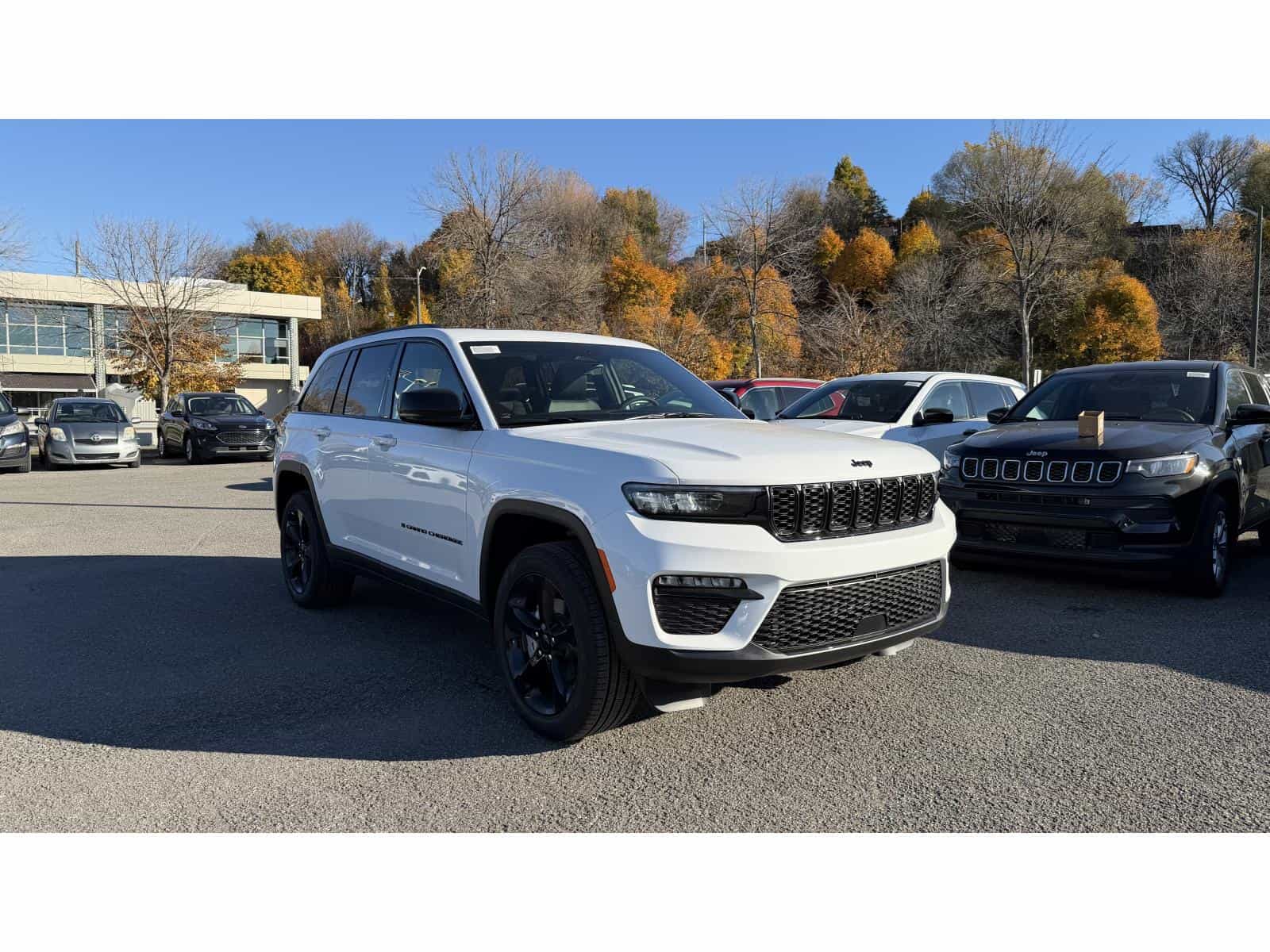 Image 2 Jeep Grand Cherokee Limited 2025