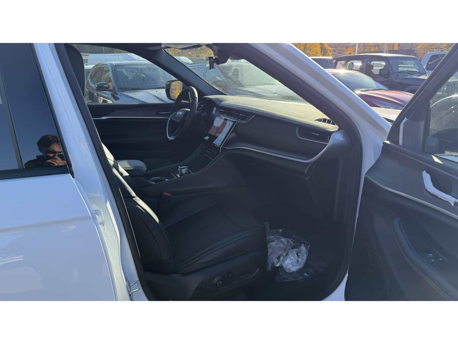 2025 Jeep Grand Cherokee Limited - Image 5