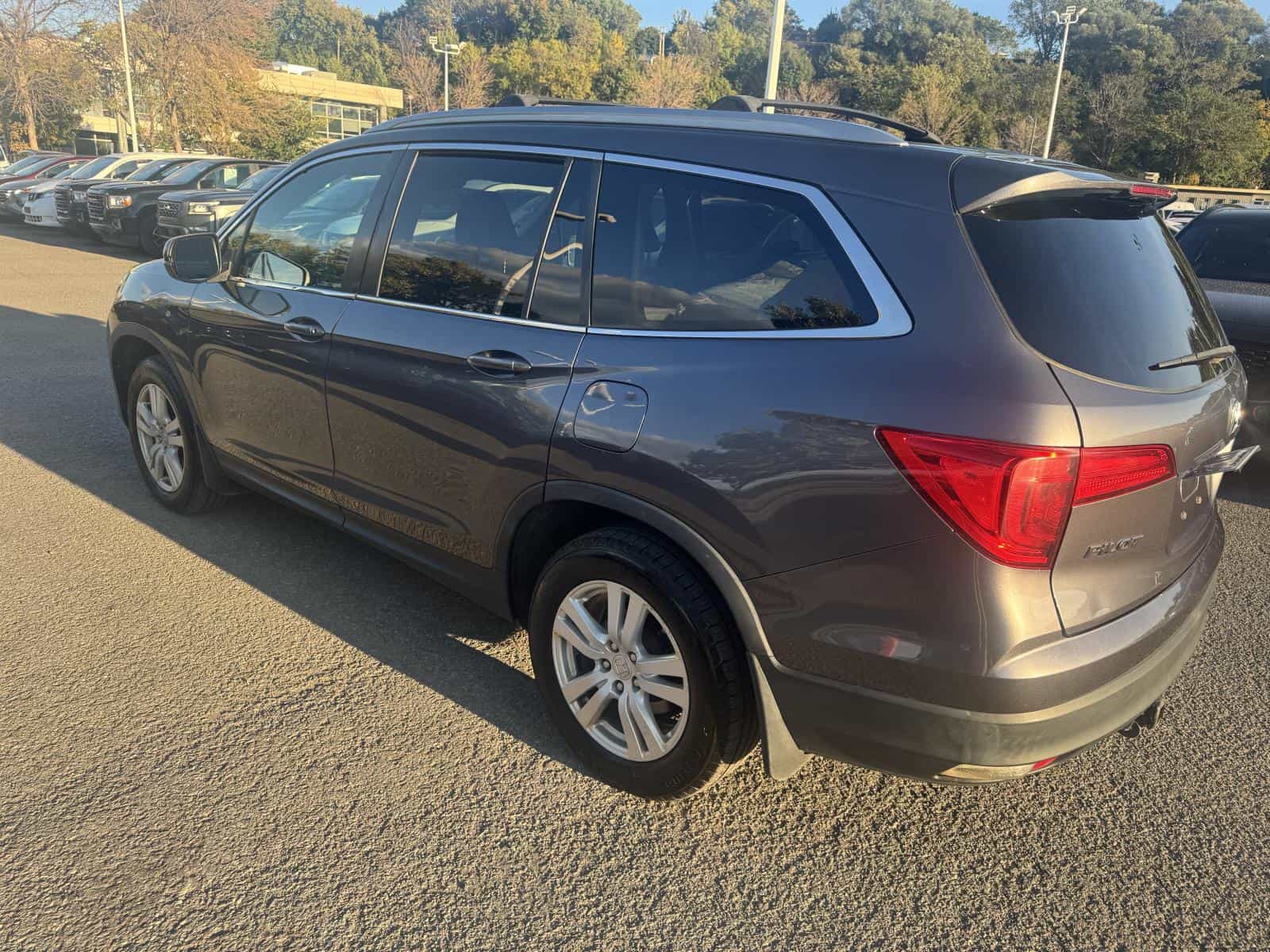 Image 3 Honda Pilot Lx LX 2017