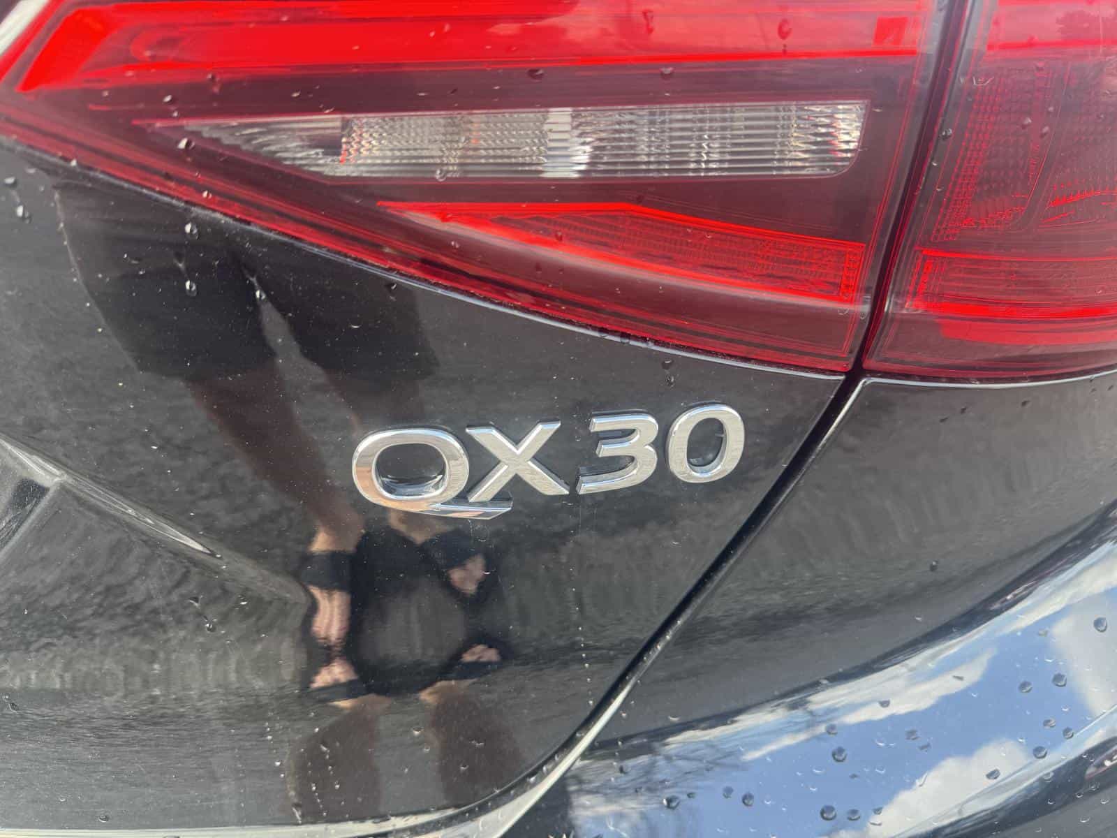 Image 3 Infiniti QX30 Premium 2017