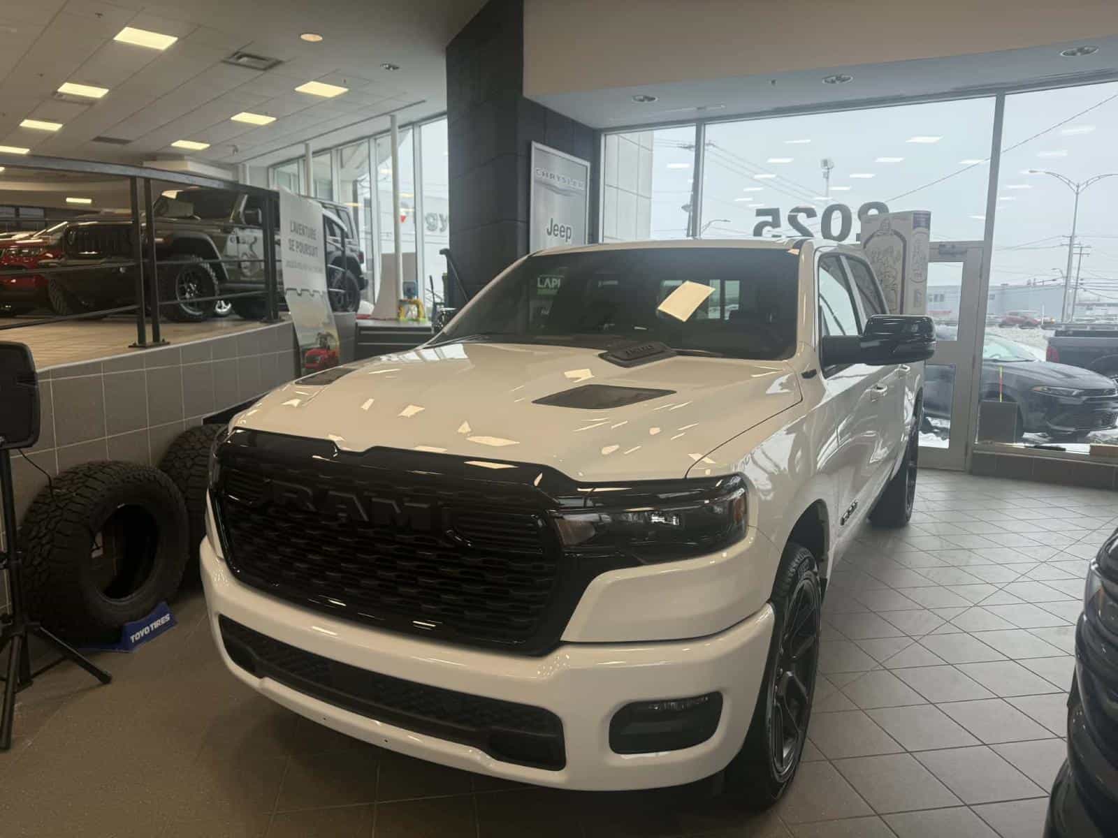 Image 1 RAM 1500 Sport 2026