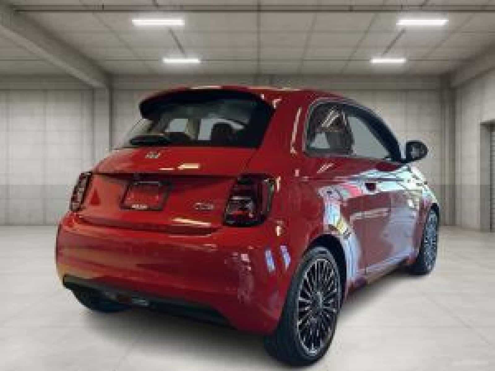 Image 4 Fiat All-New 500e BEV 500e RED 2025