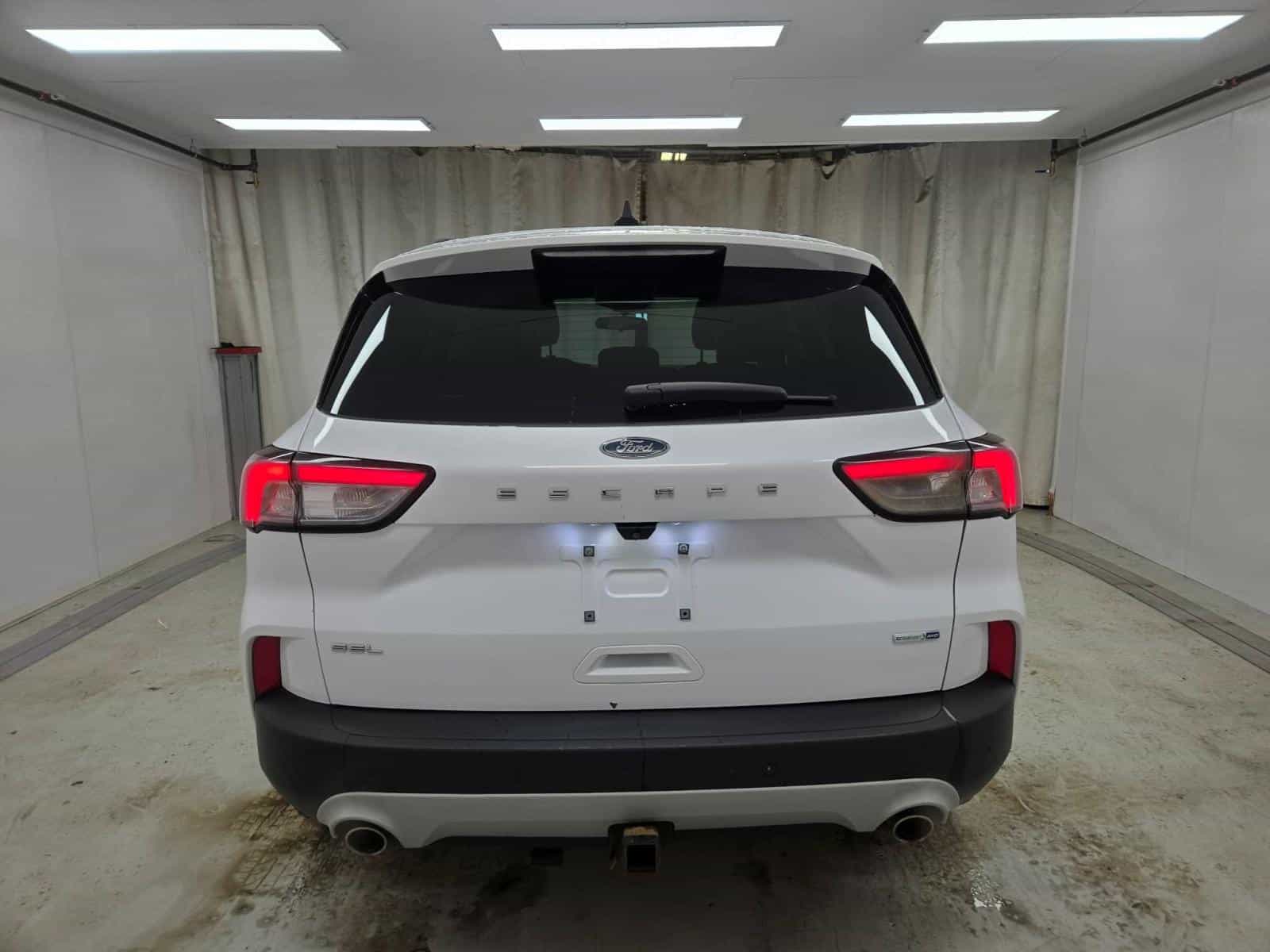 2020 Ford Escape SEL - Image 5