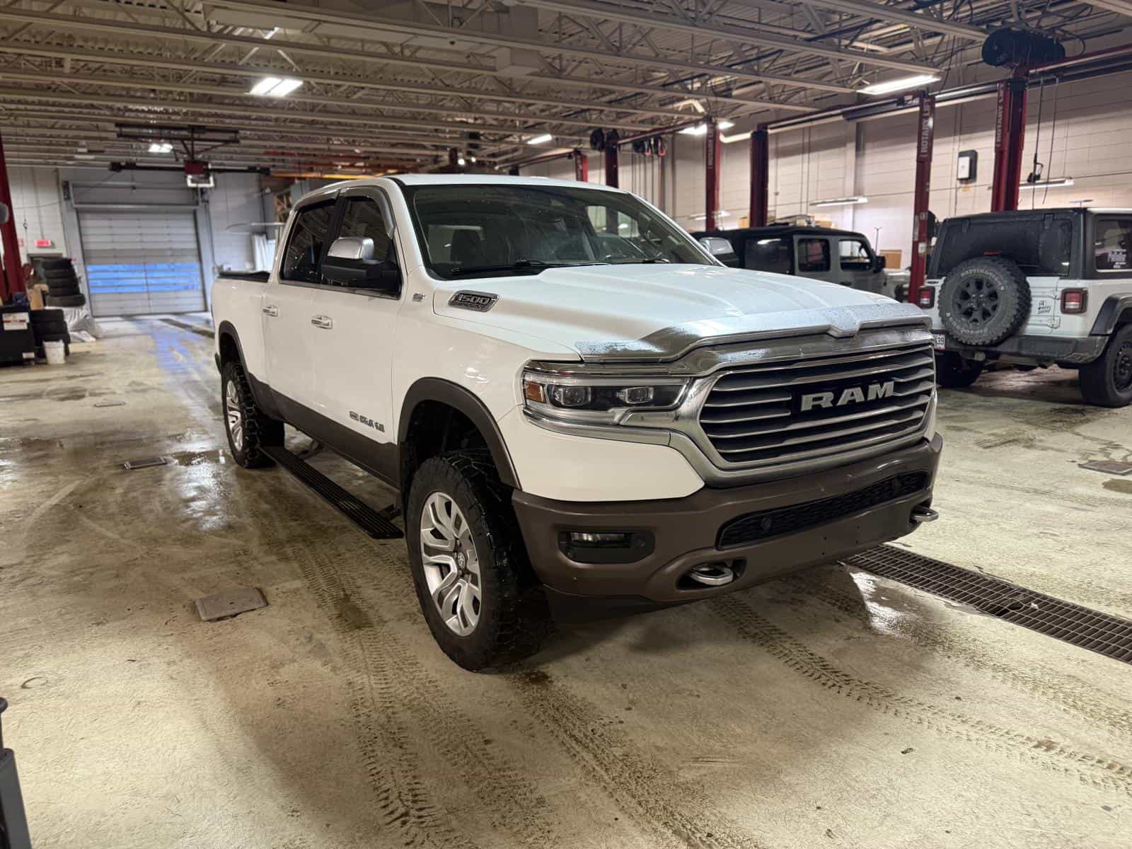 Image 3 RAM 1500 Laramie Longhorn 2019