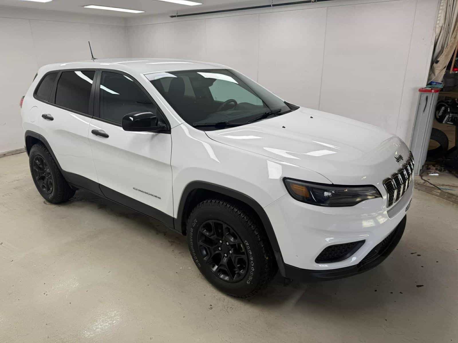 Image 5 Jeep Cherokee Sport 2022