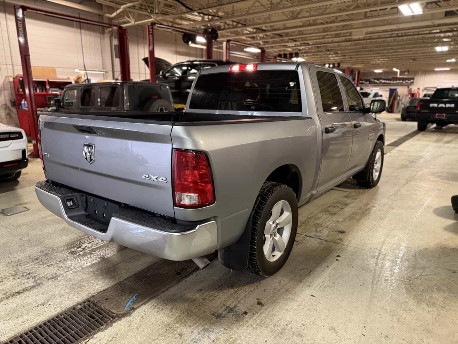 Image 5 RAM 1500 Classic SLT 2023