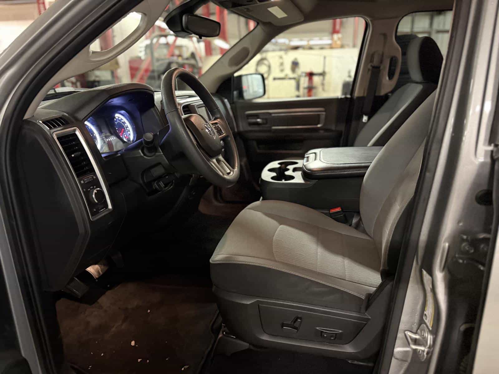 Image 12 RAM 1500 Classic SLT 2023