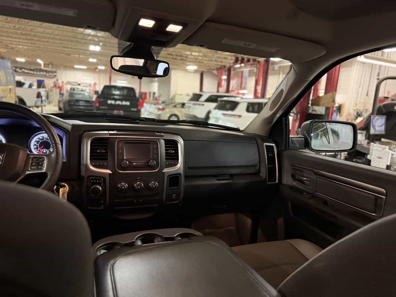 Image 11 RAM 1500 Classic SLT 2023