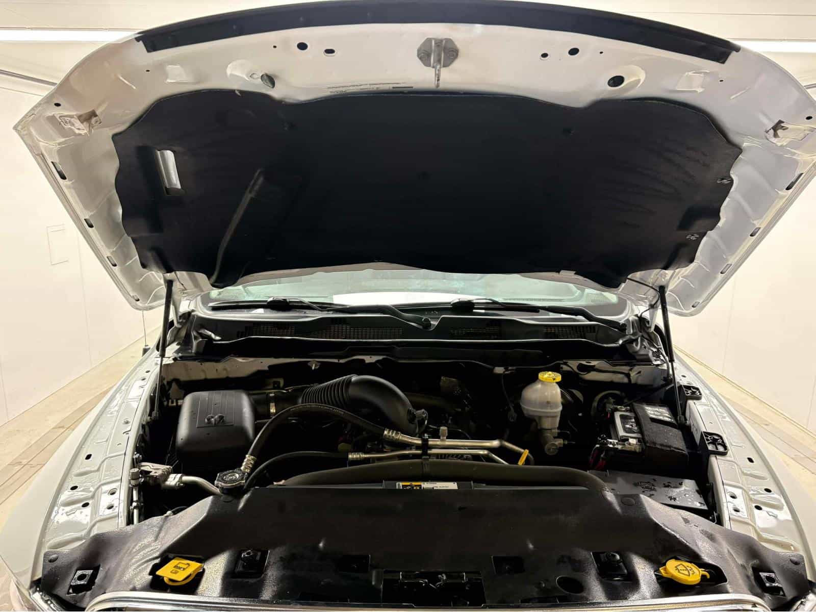 Image 9 RAM 1500 Classic SLT 2022