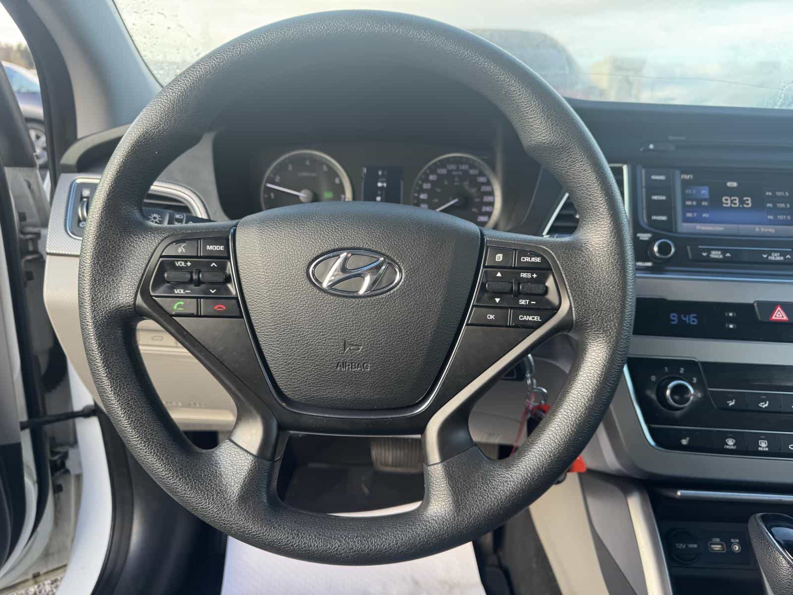 Image 8 Hyundai Sonata GL 2015