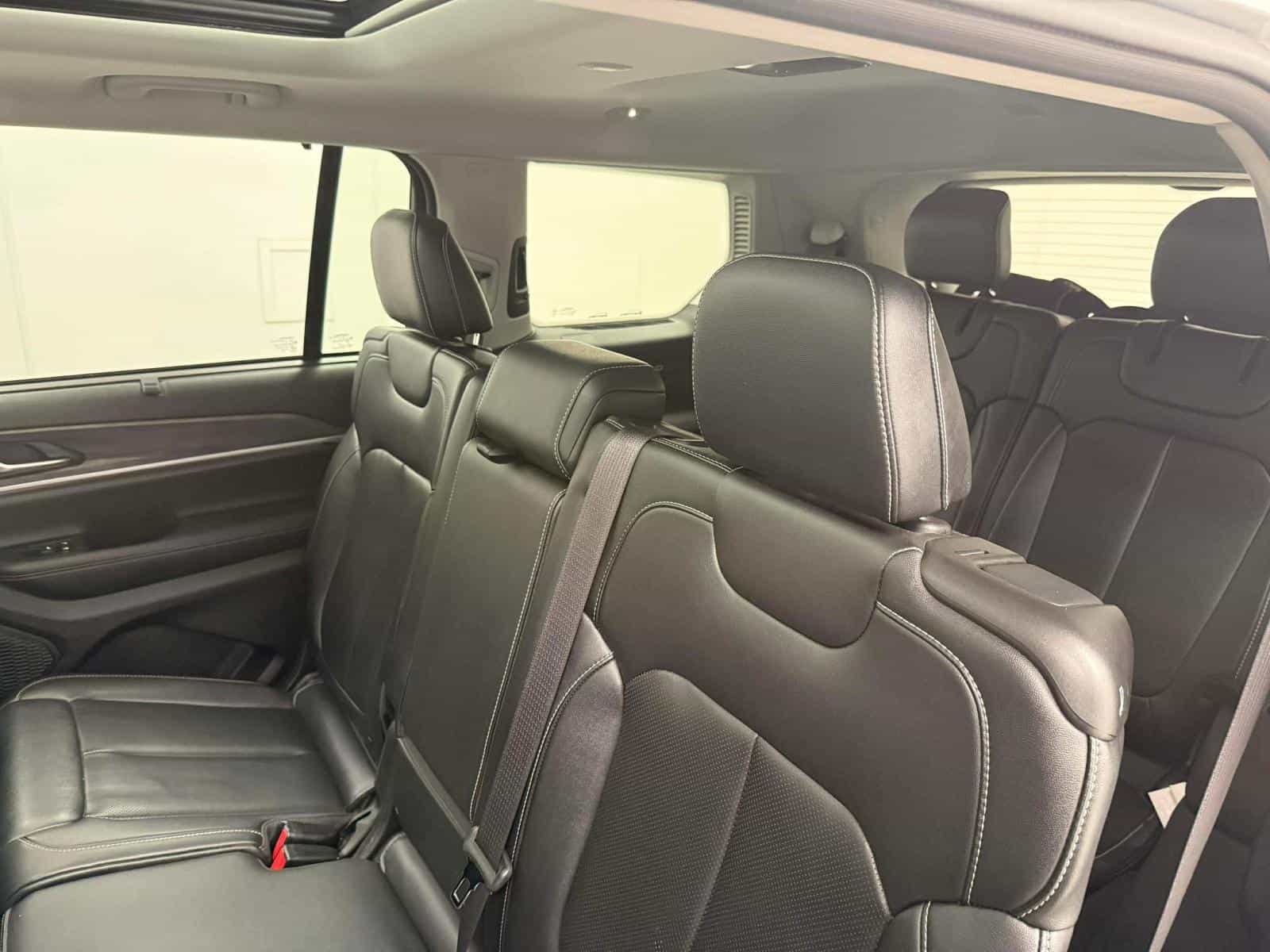 Image 8 Jeep Grand Cherokee L Limited 2023