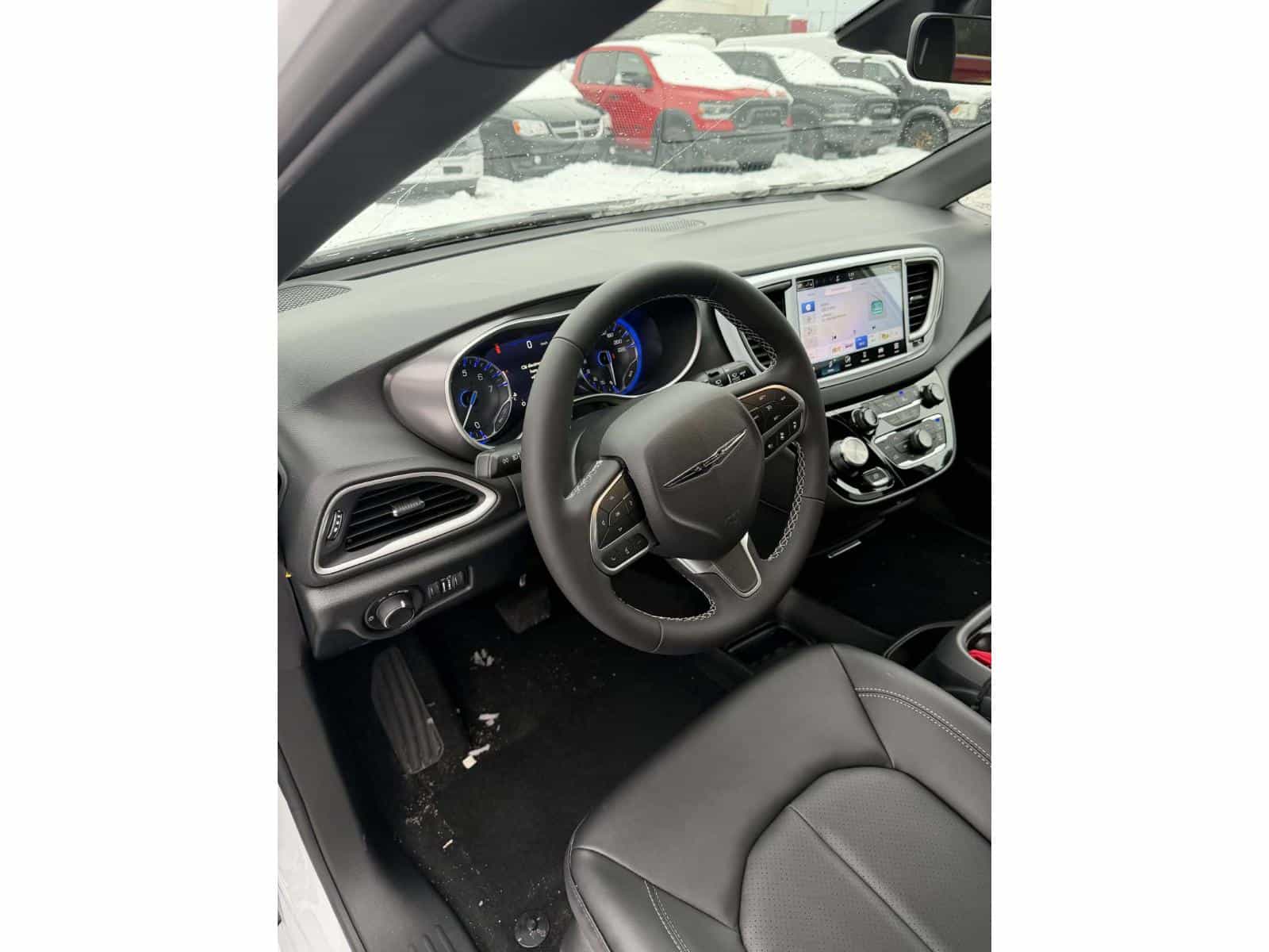 Image 5 Chrysler Grand Caravan SXT 2026