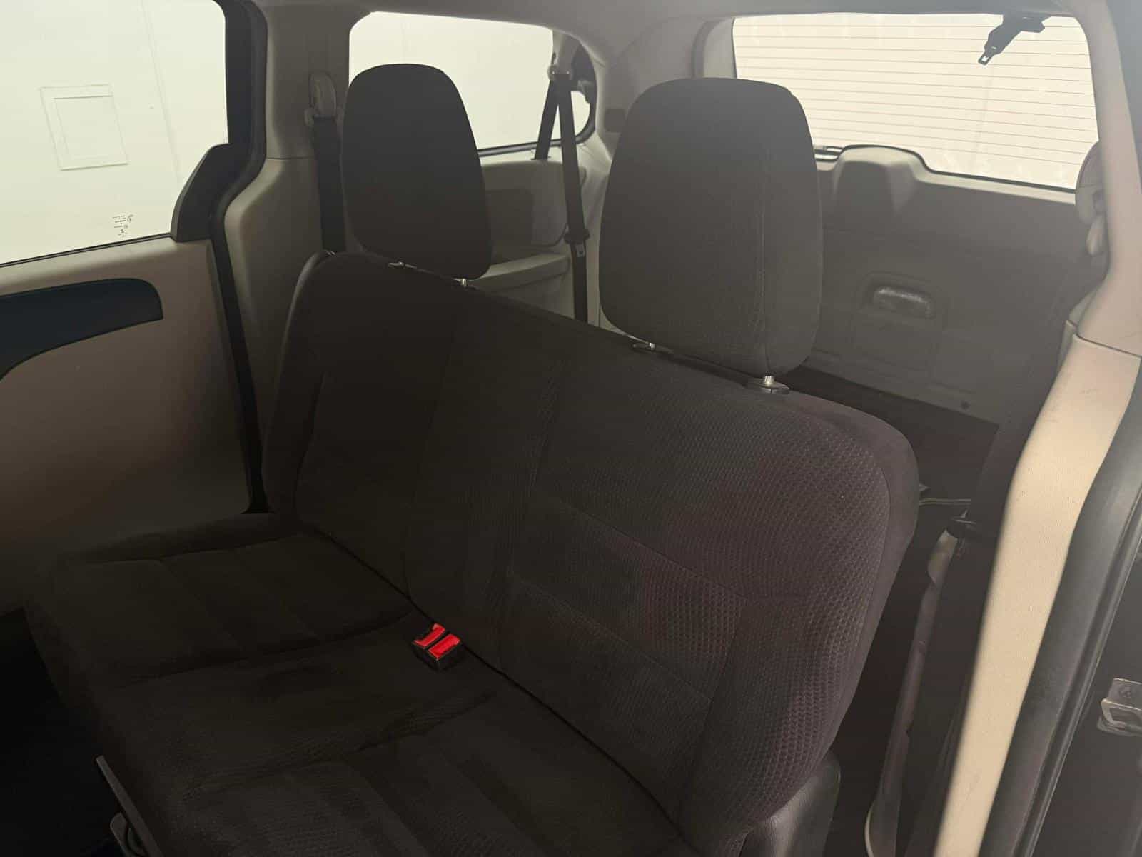 Image 8 Dodge Grand Caravan SE 2014