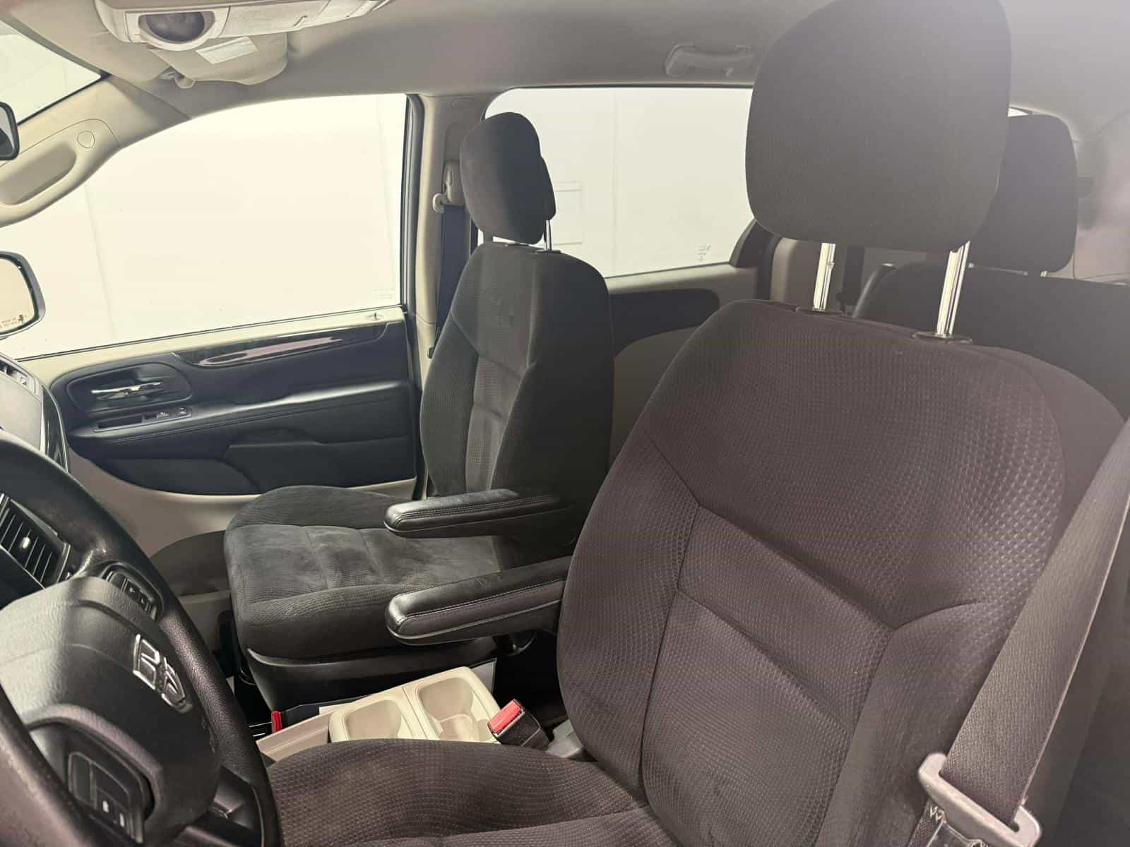 Image 11 Dodge Grand Caravan SE 2014