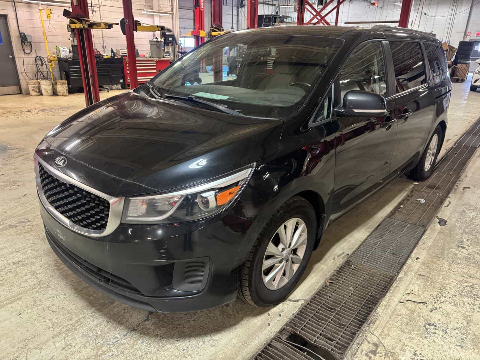 Image 1 Kia Sedona LX 2018