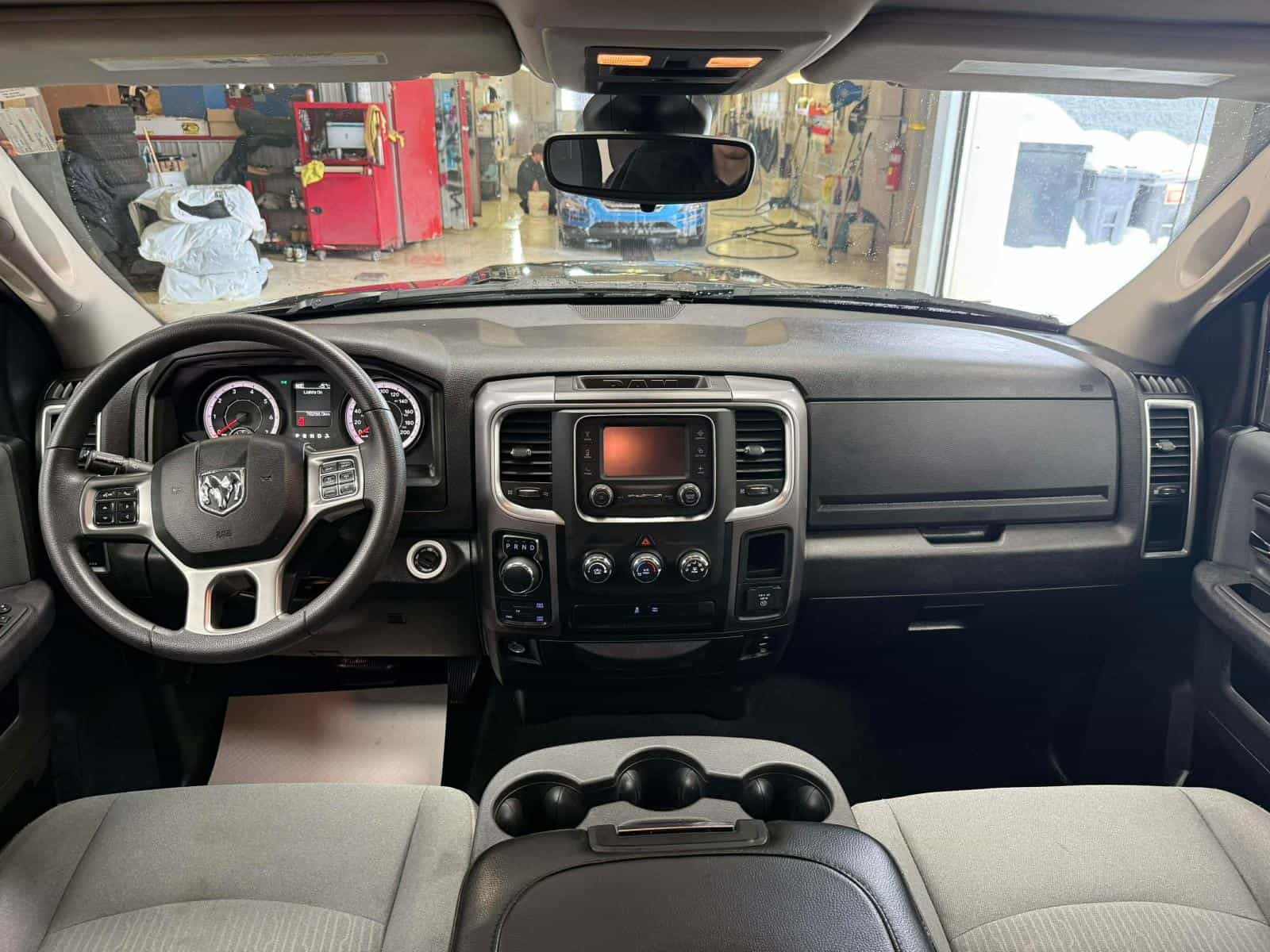 Image 10 RAM 1500 Classic SLT 2023