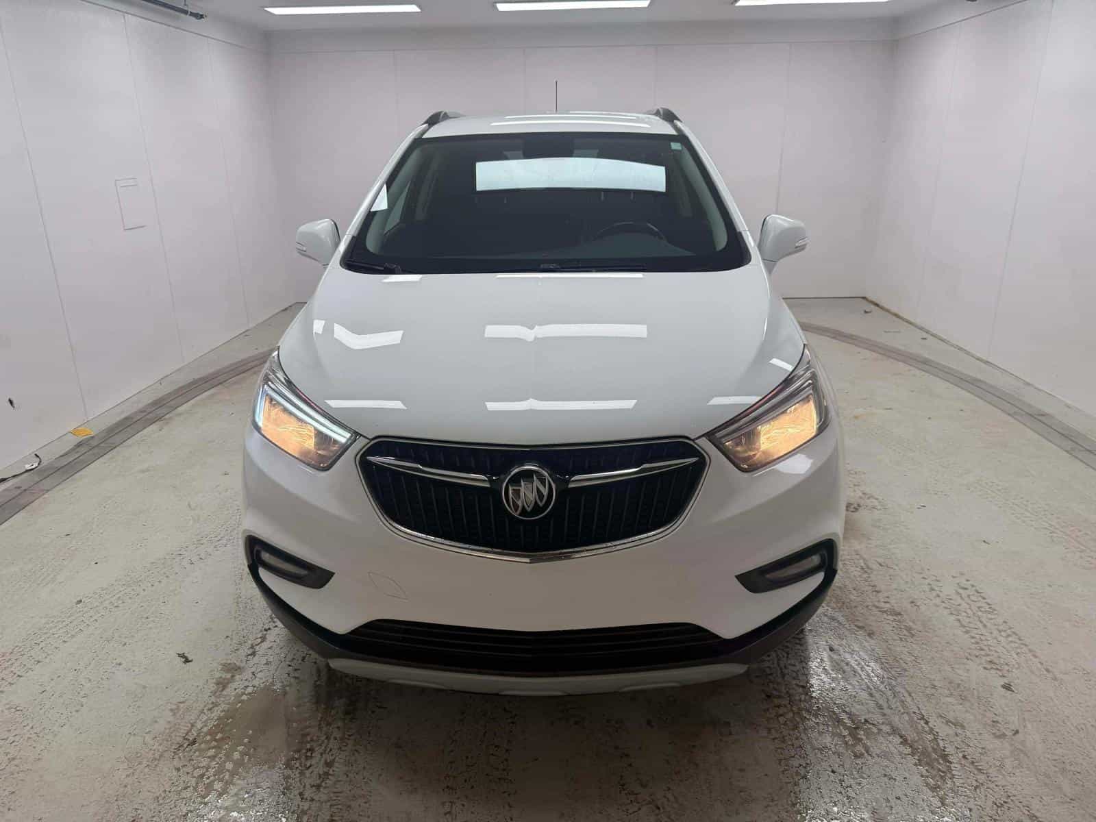 Image 3 Buick Encore Sport Touring 2017