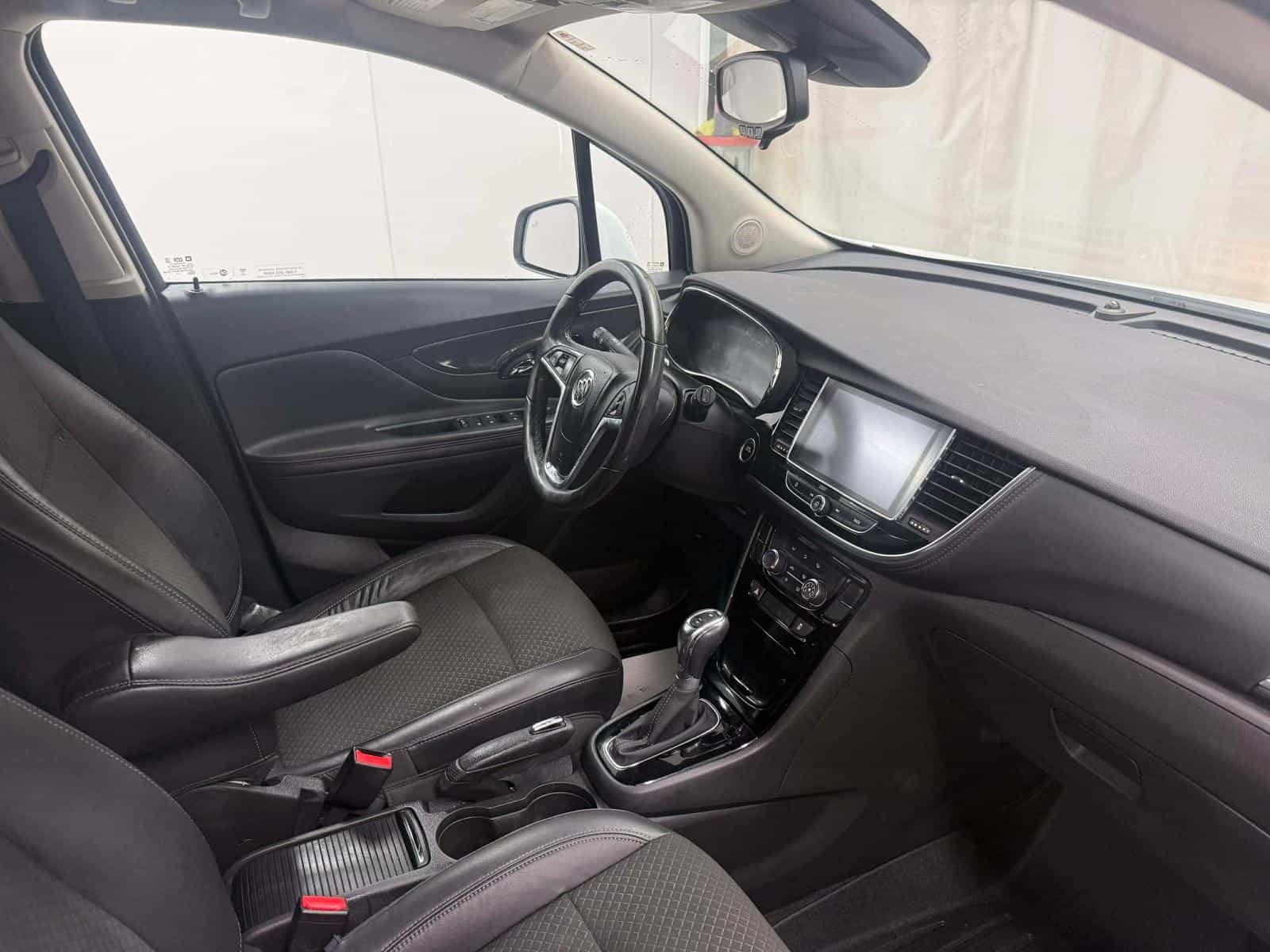 Image 15 Buick Encore Sport Touring 2017