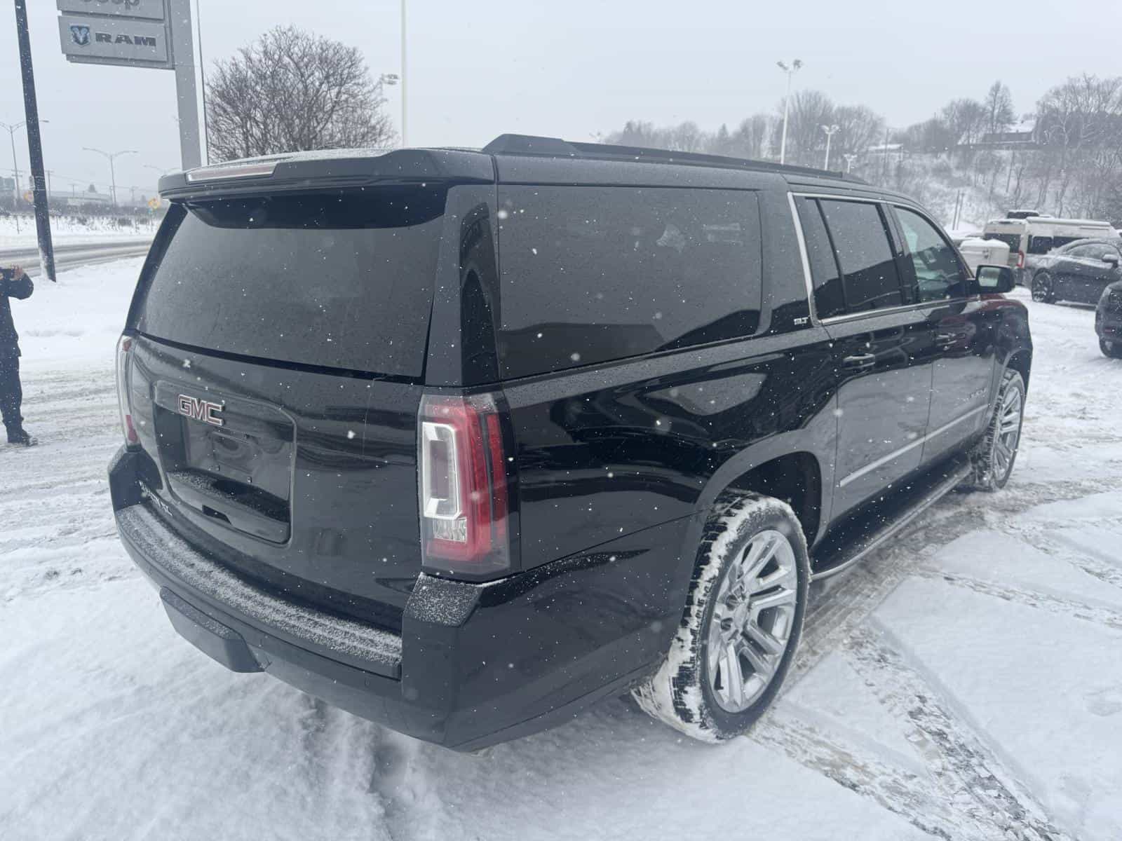 Image 5 GMC Yukon XL SLT 2020