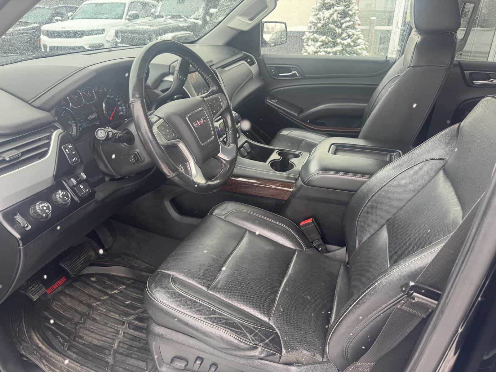 Image 9 GMC Yukon XL SLT 2020