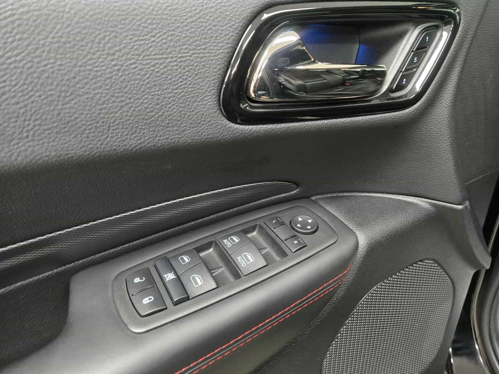 2025 Dodge Durango R/T - Image 18