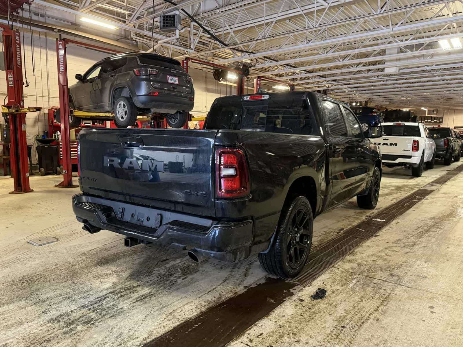 Image 4 RAM 1500 Sport 2026