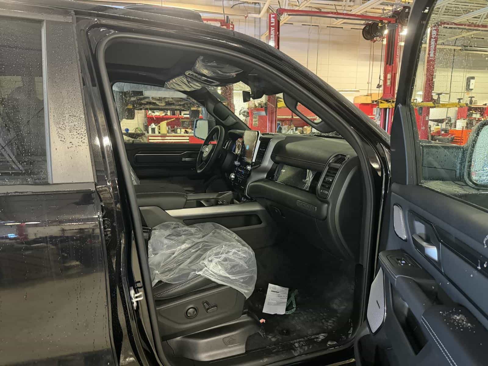 Image 6 RAM 1500 Sport 2026