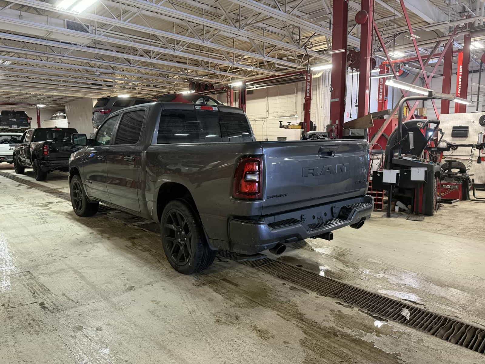 2026 RAM 1500 Sport - Image 4